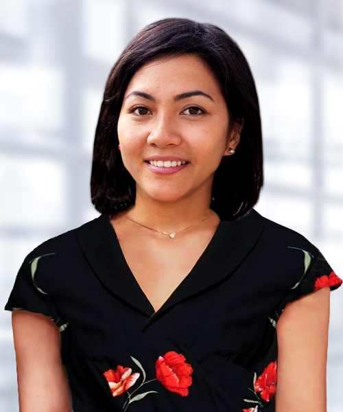 Maria - Graphic Designer